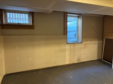 Tiny photo for 4611 W 5th St, Duluth, MN 55807 (MLS # 6123398)