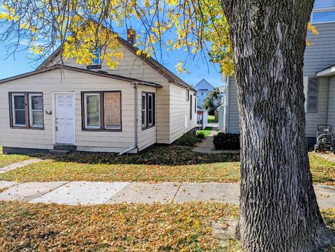 Tiny photo for 111 W Nebraska Ave, Gilbert, MN 55741 (MLS # 6122733)
