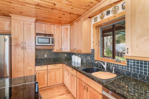 Tiny photo for 96 Hoaglund Dr, Tofte, MN 55615 (MLS # 6125462)