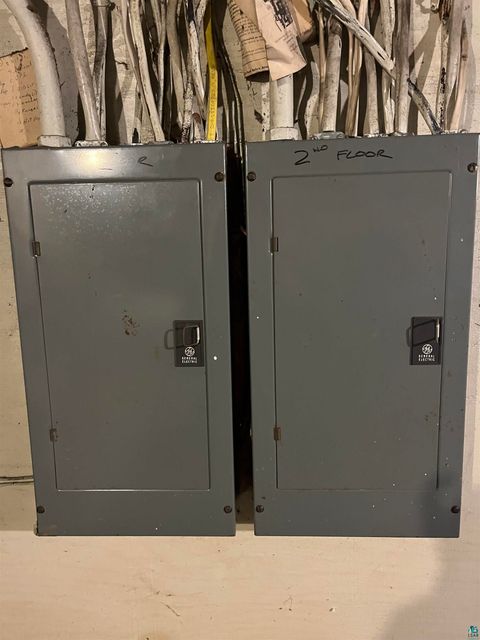 Tiny photo for 1507 E 4th St, Duluth, MN 55812 (MLS # 6124419)