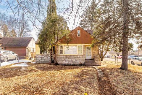 Tiny photo for 6002 Tioga St, Duluth, MN 55804 (MLS # 6123068)
