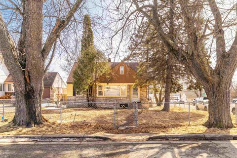 Tiny photo for 6002 Tioga St, Duluth, MN 55804 (MLS # 6123068)