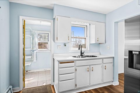Tiny photo for 616 Atlantic Ave, Duluth, MN 55806 (MLS # 6125231)