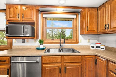Tiny photo for 1727 North Rd, Duluth, MN 55803 (MLS # 6122755)