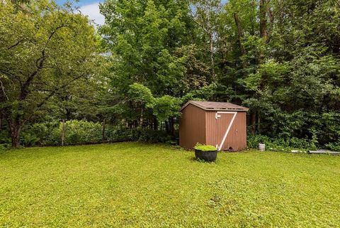 Tiny photo for 1727 North Rd, Duluth, MN 55803 (MLS # 6122755)