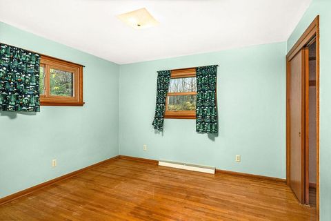 Tiny photo for 1727 North Rd, Duluth, MN 55803 (MLS # 6122755)
