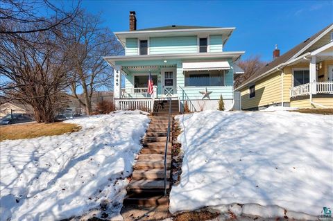 Photo of 4345 W 8th St, Duluth, MN 55807 (MLS # 6123898)