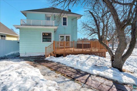 Tiny photo for 4345 W 8th St, Duluth, MN 55807 (MLS # 6123898)
