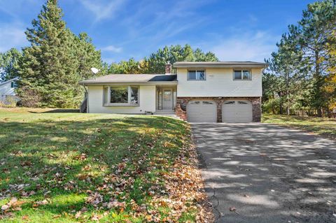 Photo of 310 Blaine Ave, Cloquet, MN 55720 (MLS # 6122436)