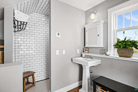 Tiny photo for 2909 Minnesota Ave, Duluth, MN 55802 (MLS # 6125941)