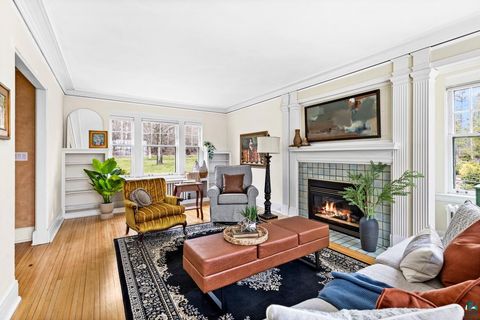Tiny photo for 3130 E 1st St, Duluth, MN 55812 (MLS # 6125074)