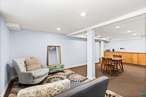 Tiny photo for 3130 E 1st St, Duluth, MN 55812 (MLS # 6125074)
