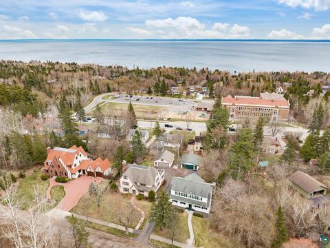 Tiny photo for 3130 E 1st St, Duluth, MN 55812 (MLS # 6125074)