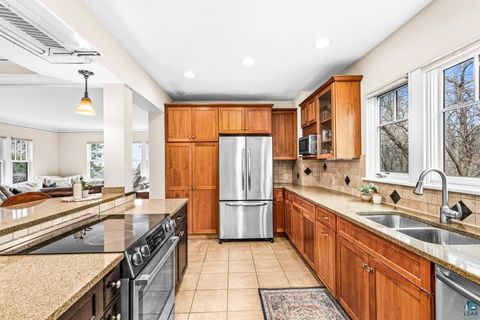 Tiny photo for 3130 E 1st St, Duluth, MN 55812 (MLS # 6125074)