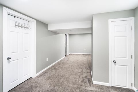 Tiny photo for 4922 Glenwood St, Duluth, MN 55804 (MLS # 6125395)