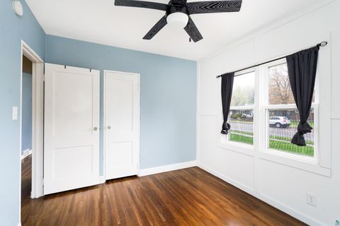 Tiny photo for 4922 Glenwood St, Duluth, MN 55804 (MLS # 6125395)