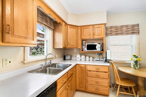 Tiny photo for 5306 Oneida St, Duluth, MN 55804 (MLS # 6126957)