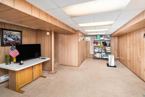 Tiny photo for 5306 Oneida St, Duluth, MN 55804 (MLS # 6126957)