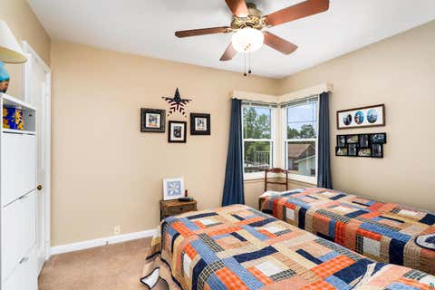 Tiny photo for 5306 Oneida St, Duluth, MN 55804 (MLS # 6126957)