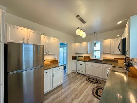 Tiny photo for 4311 W 5th St, Duluth, MN 55807 (MLS # 6123456)