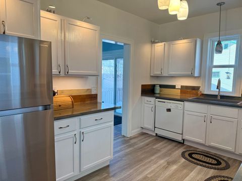 Tiny photo for 4311 W 5th St, Duluth, MN 55807 (MLS # 6123456)