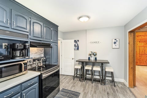 Tiny photo for 436 E Oxford St, Duluth, MN 55803 (MLS # 6127883)
