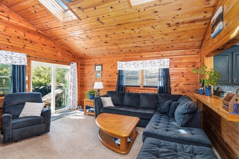 Tiny photo for 436 E Oxford St, Duluth, MN 55803 (MLS # 6127883)