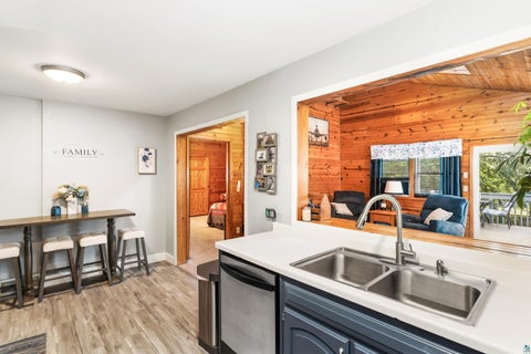 Tiny photo for 436 E Oxford St, Duluth, MN 55803 (MLS # 6127883)