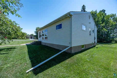 Tiny photo for 2714 Diane Ln, Hibbing, MN 55746 (MLS # 6126694)
