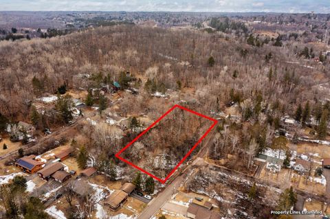 Photo of 2 Harvard Ave, Duluth, MN 55803 (MLS # 6123786)