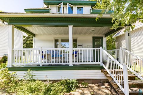 Tiny photo for 11 St. Louis Ct, Duluth, MN 55808 (MLS # 6126746)