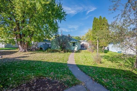 Tiny photo for 4319 Tioga St, Duluth, MN 55804 (MLS # 6122533)