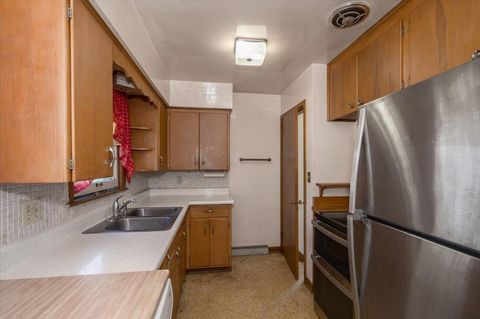 Tiny photo for 4319 Tioga St, Duluth, MN 55804 (MLS # 6122533)