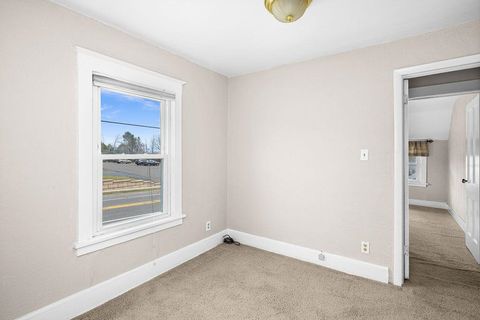 Tiny photo for 3 W Linden St, Duluth, MN 55811 (MLS # 6122851)