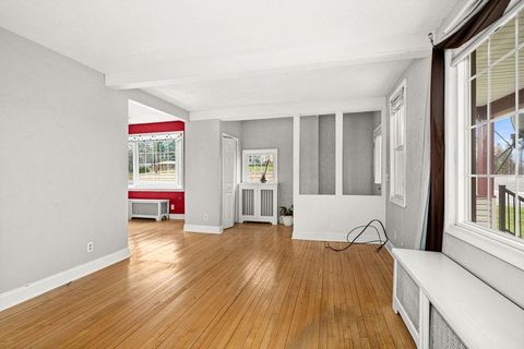 Tiny photo for 3 W Linden St, Duluth, MN 55811 (MLS # 6122851)