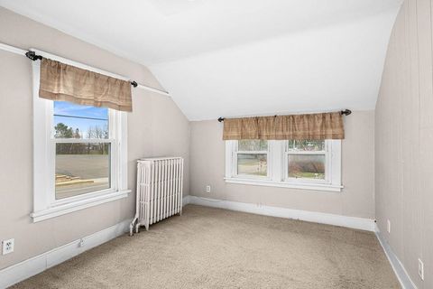 Tiny photo for 3 W Linden St, Duluth, MN 55811 (MLS # 6122851)