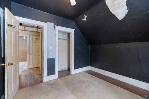 Tiny photo for 701 E 11th St, Duluth, MN 55802 (MLS # 6124209)