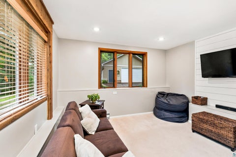 Tiny photo for 326 Bellis St, Duluth, MN 55803 (MLS # 6127879)
