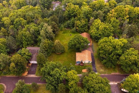 Tiny photo for 326 Bellis St, Duluth, MN 55803 (MLS # 6127879)