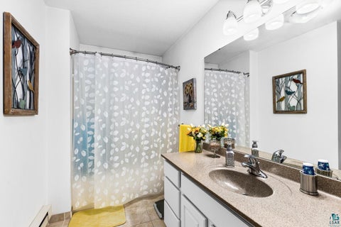 Tiny photo for 1424 E Skyline Pkwy, Duluth, MN 55802 (MLS # 6128362)