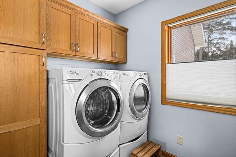 Tiny photo for 4964 Woodland Ave, Duluth, MN 55803 (MLS # 6123458)