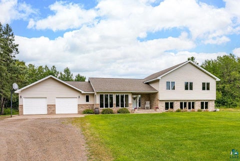 Tiny photo for 321 Carriage Hill Dr, Hinckley, MN 55037 (MLS # 6125552)