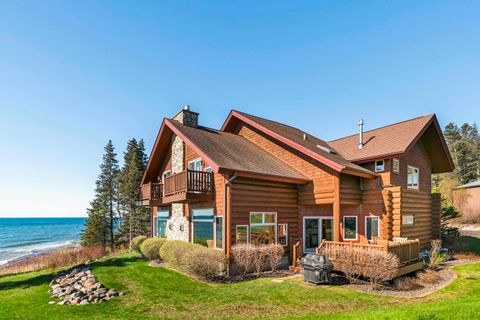 Photo of 2826 Highway 61 #390, Two Harbors, MN 55616 (MLS # 6122644)