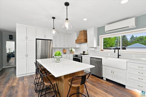 Tiny photo for 915 9th Ave, Two Harbors, MN 55616 (MLS # 6127315)