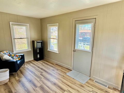 Tiny photo for 437 17th St, Cloquet, MN 55720 (MLS # 6125323)