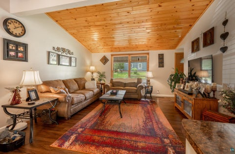 Tiny photo for 715 Allen Dr, Grand Rapids, MN 55744 (MLS # 6126399)