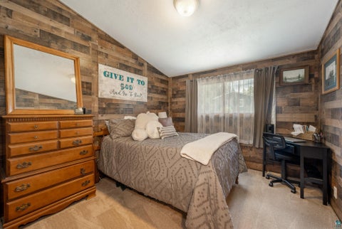 Tiny photo for 715 Allen Dr, Grand Rapids, MN 55744 (MLS # 6126399)