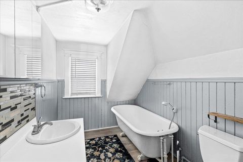 Tiny photo for 709 3rd Ave, Two Harbors, MN 55616 (MLS # 6123071)