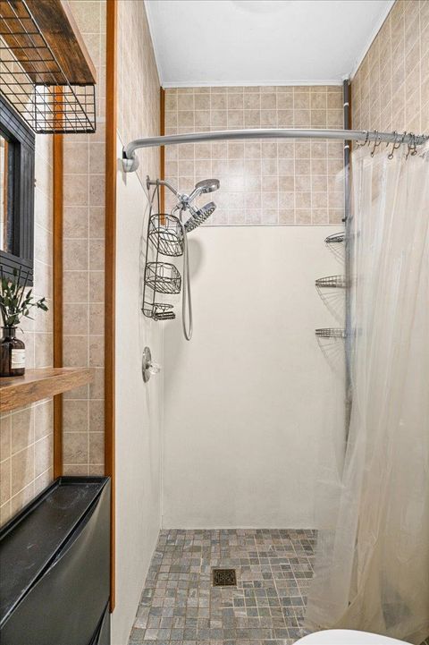 Tiny photo for 709 3rd Ave, Two Harbors, MN 55616 (MLS # 6123071)