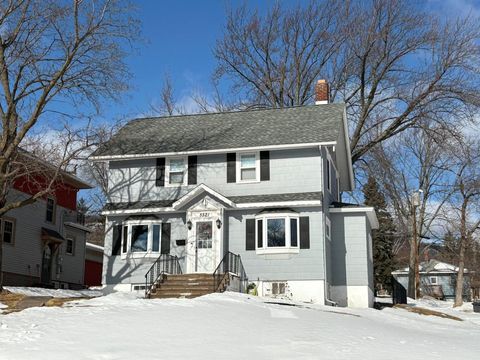 Tiny photo for 5521 Huntington St, Duluth, MN 55807 (MLS # 6123655)